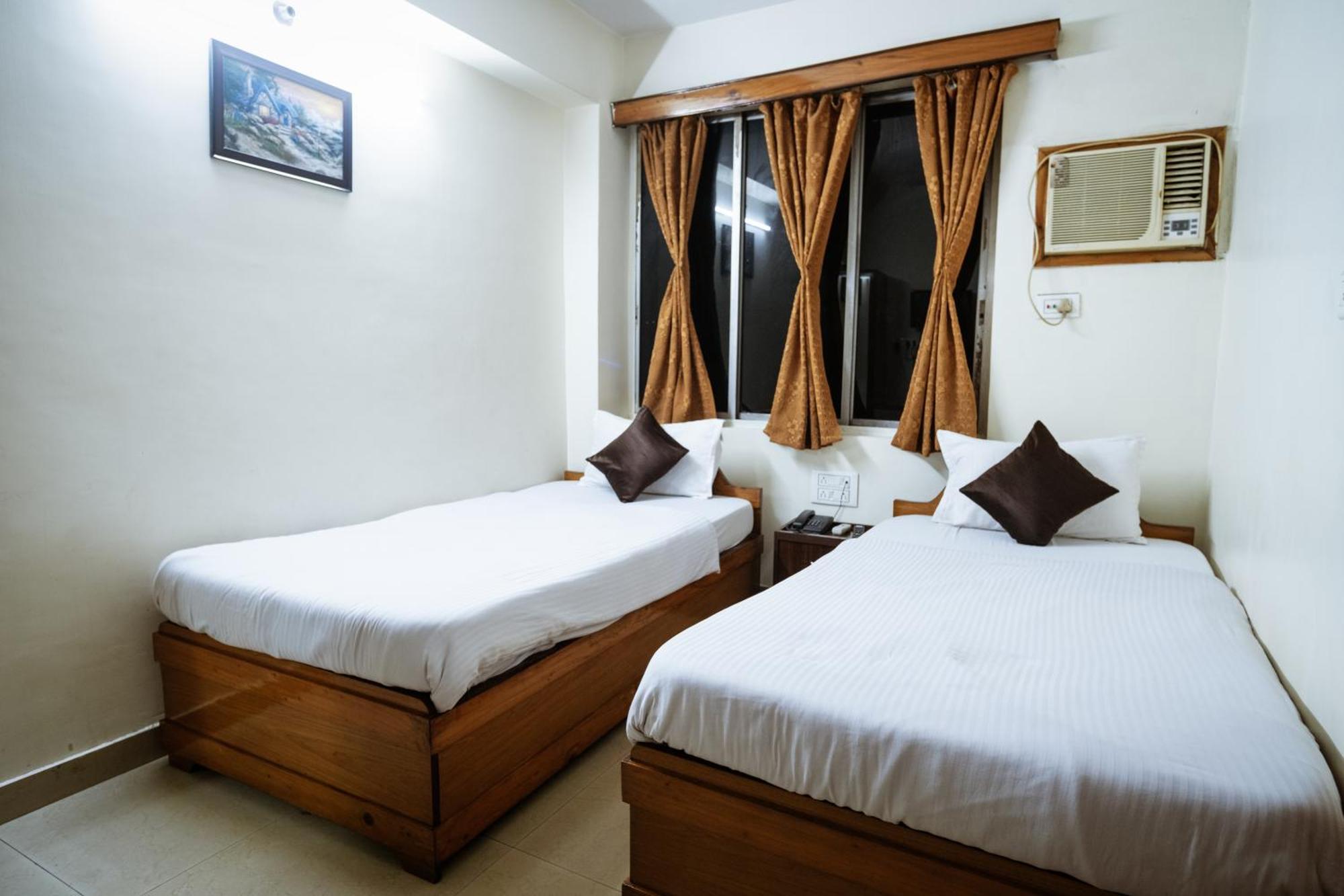 Hotel Ta-Tin Durgāpur Екстериор снимка