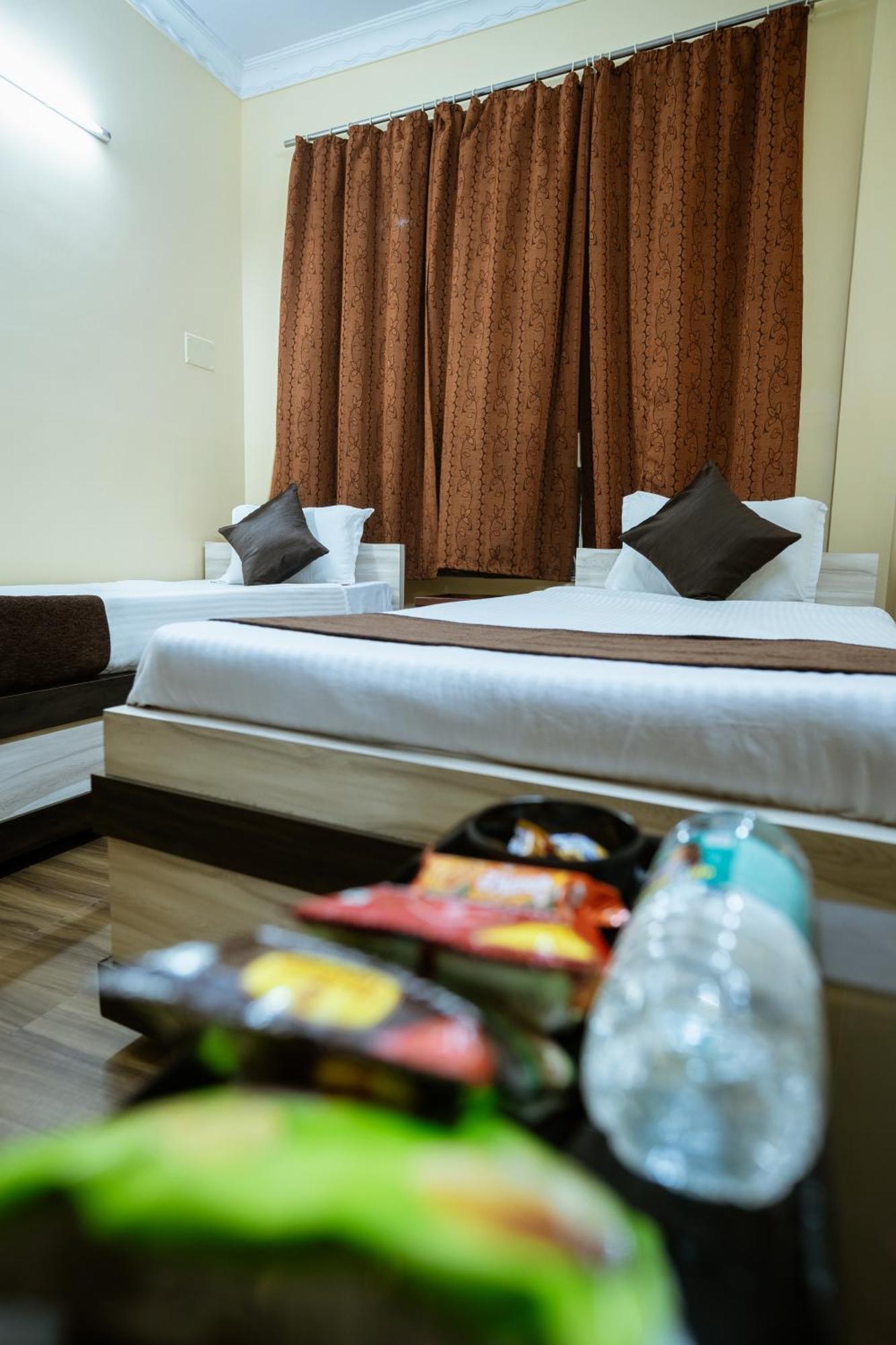 Hotel Ta-Tin Durgāpur Екстериор снимка