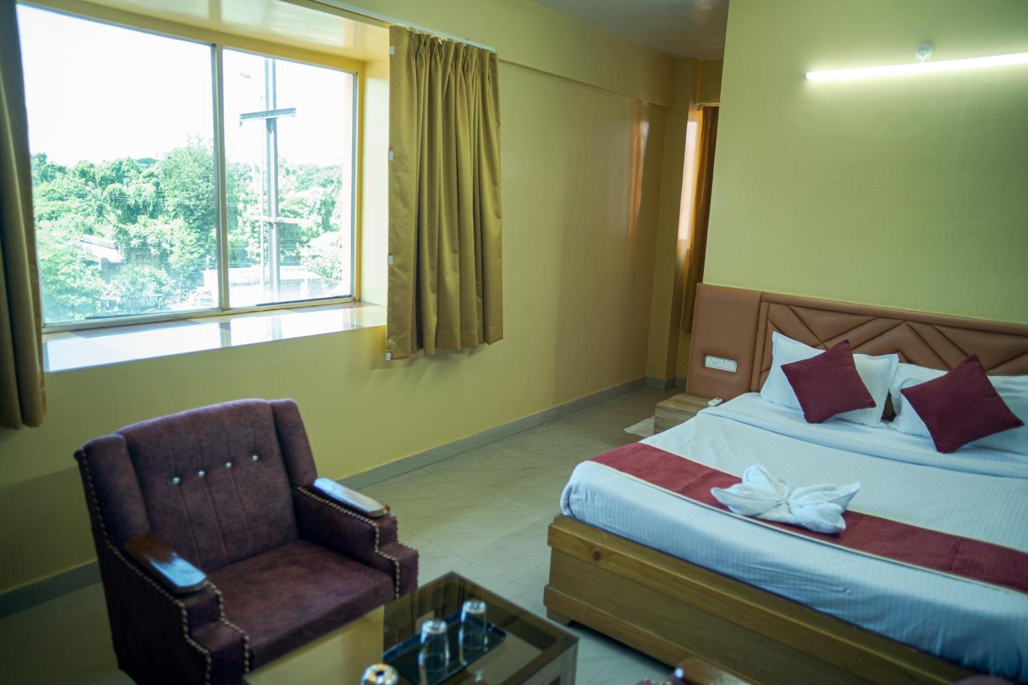 Hotel Ta-Tin Durgāpur Екстериор снимка