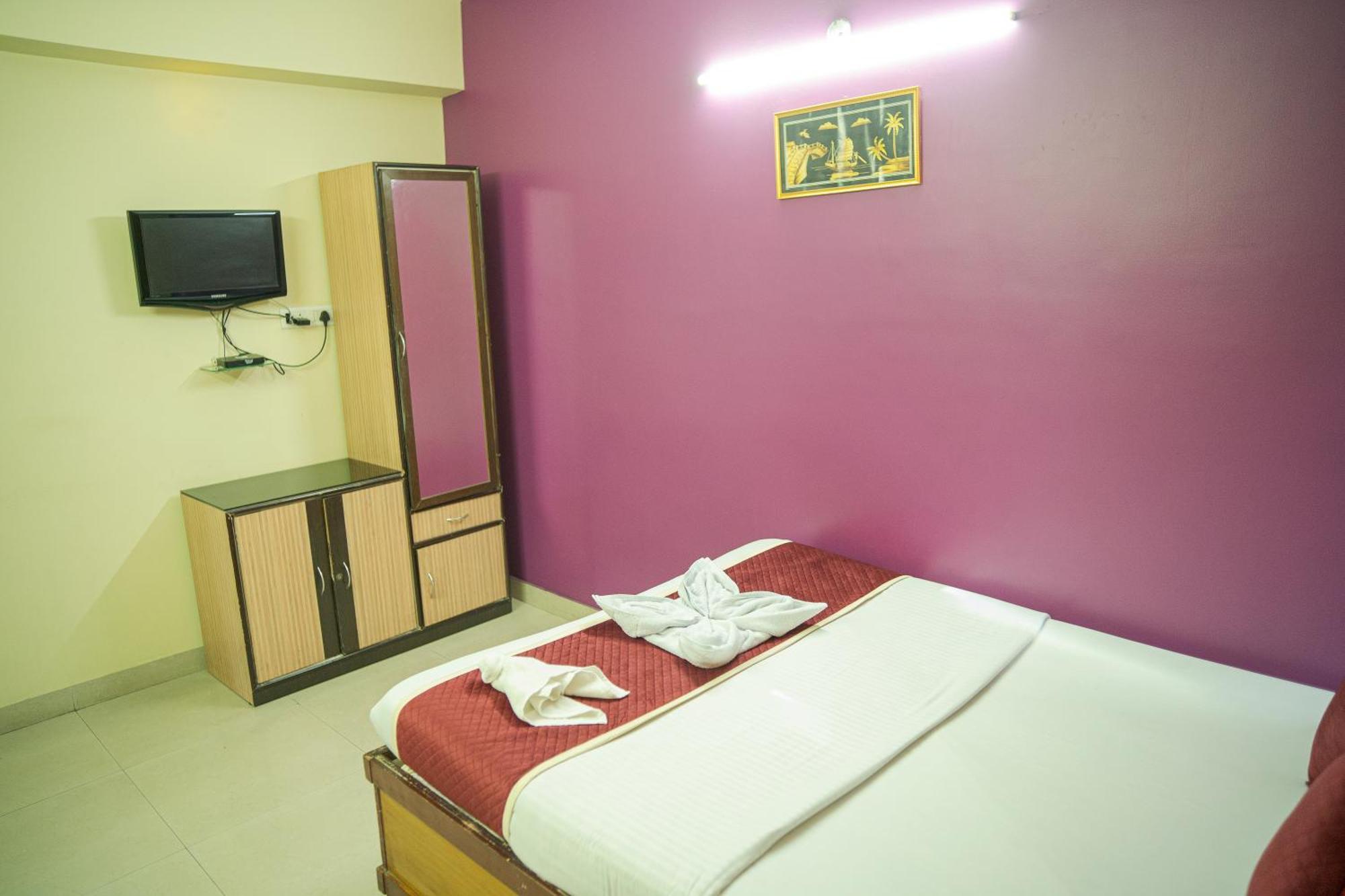 Hotel Ta-Tin Durgāpur Екстериор снимка