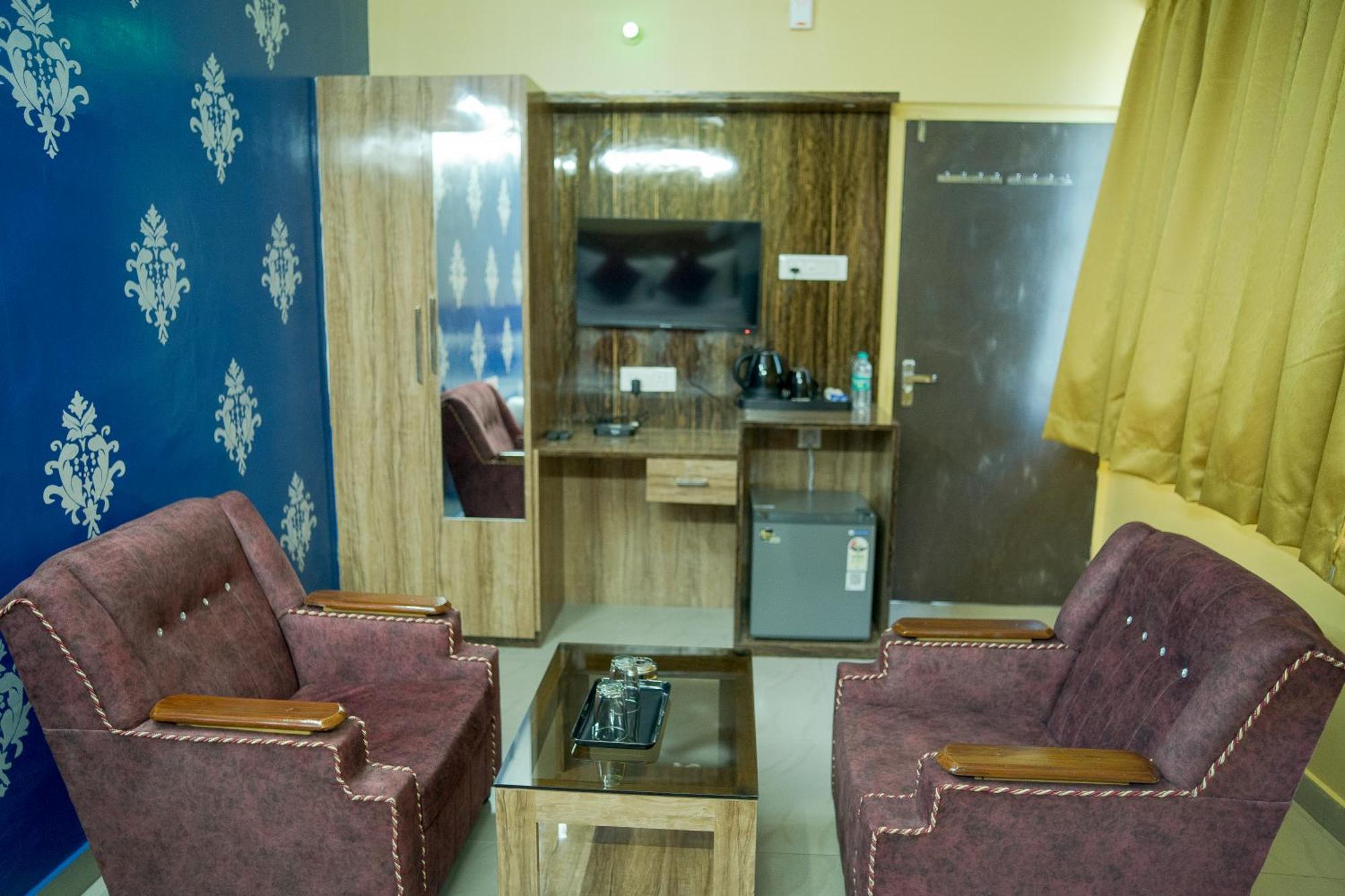 Hotel Ta-Tin Durgāpur Екстериор снимка
