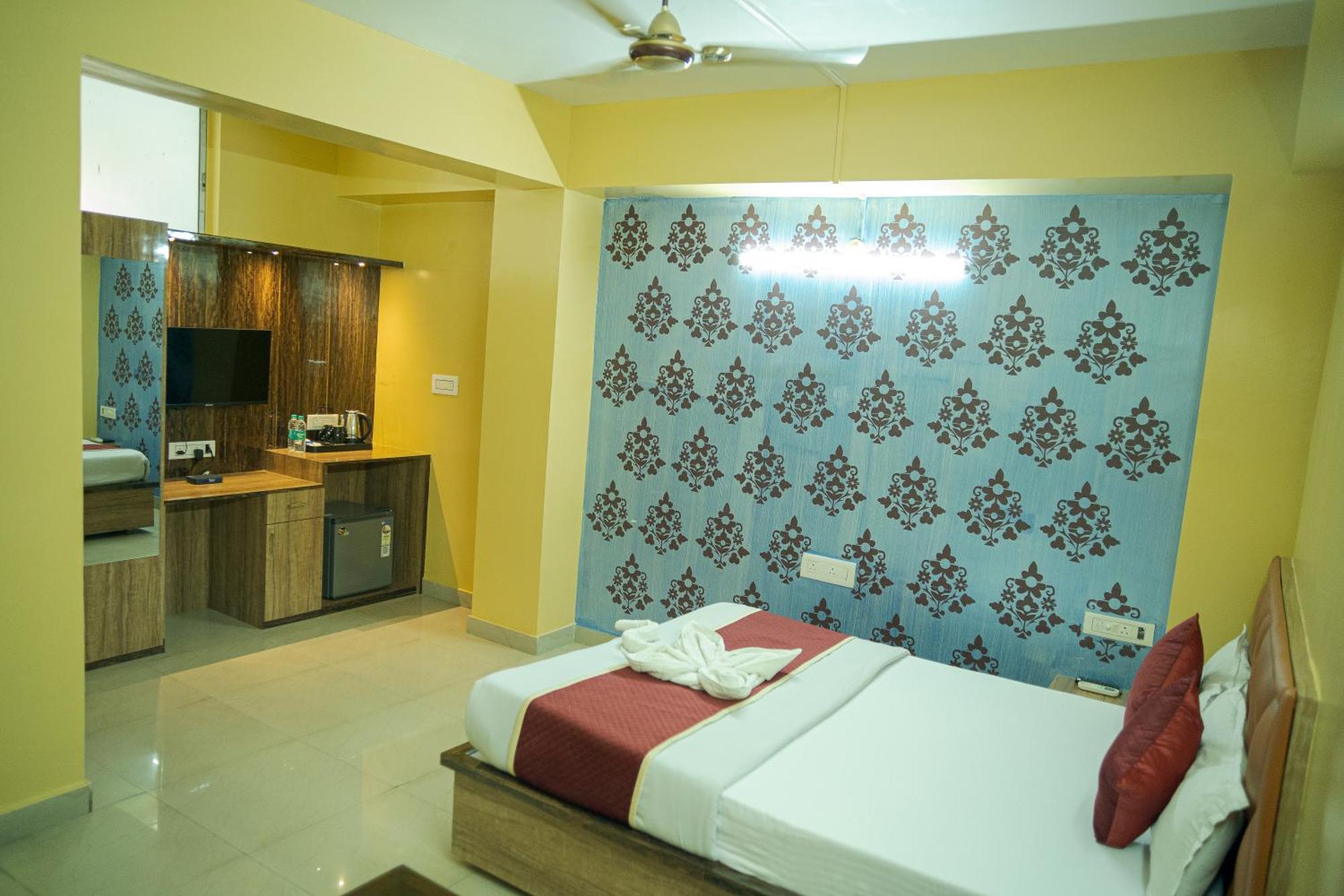 Hotel Ta-Tin Durgāpur Екстериор снимка